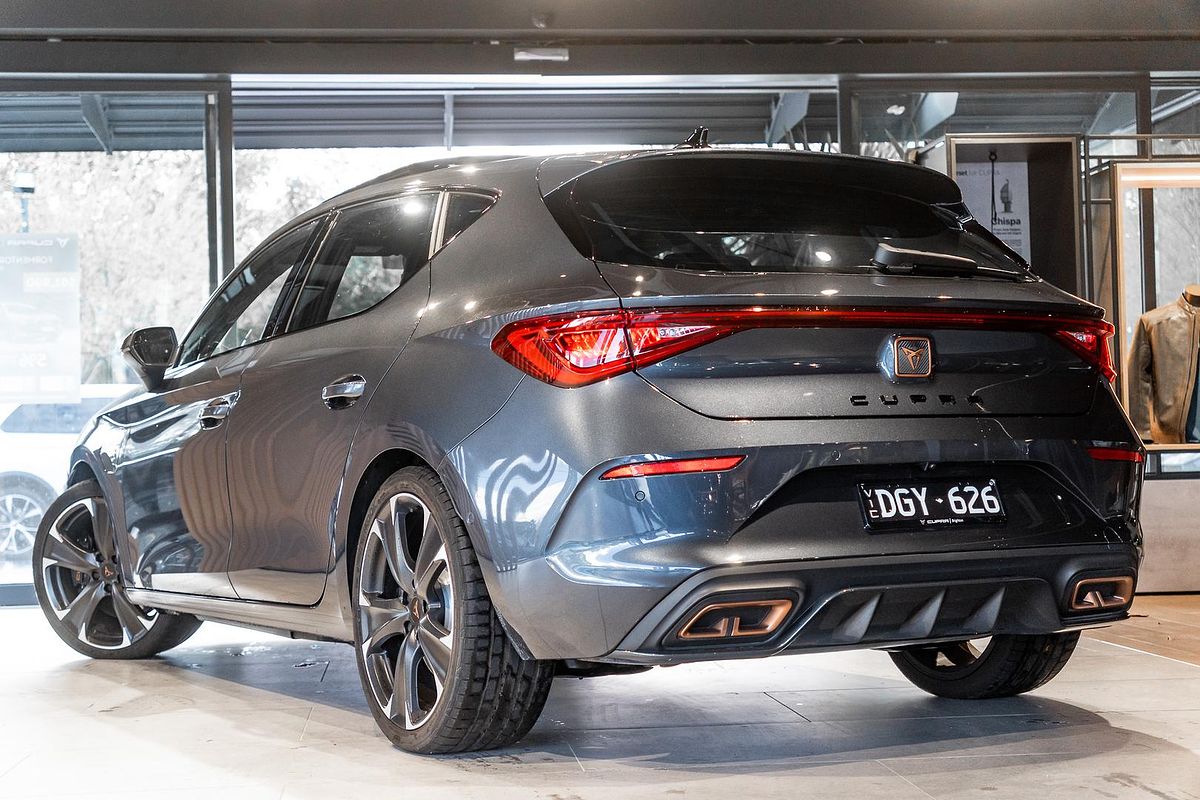 2024 CUPRA Leon VZe KL