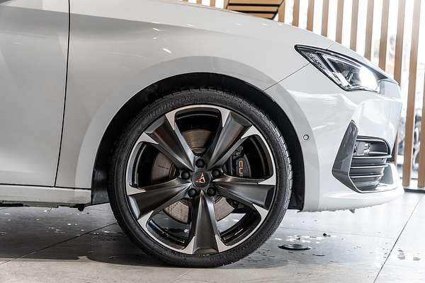 2024 CUPRA Leon VZe KL