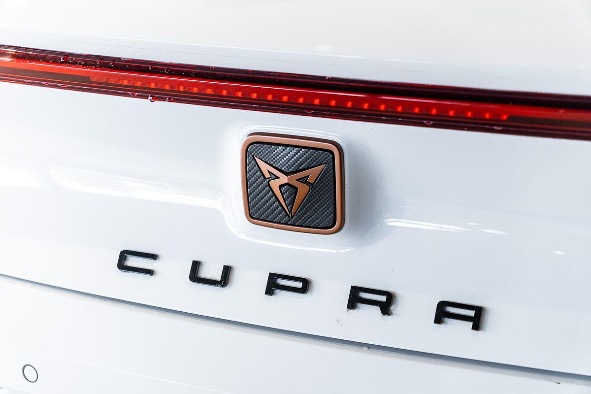 2024 CUPRA Leon VZe KL