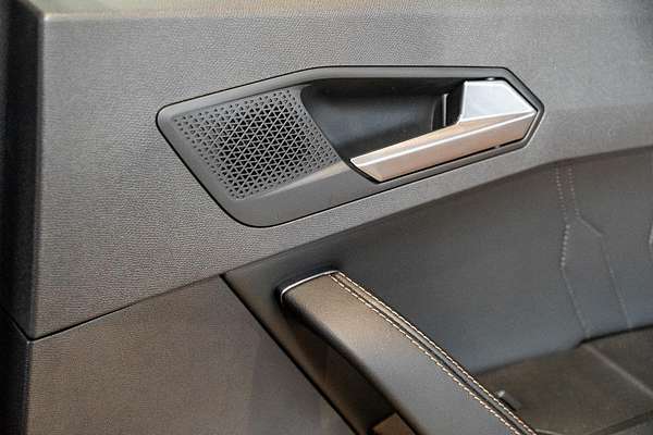 2024 CUPRA Leon VZe KL