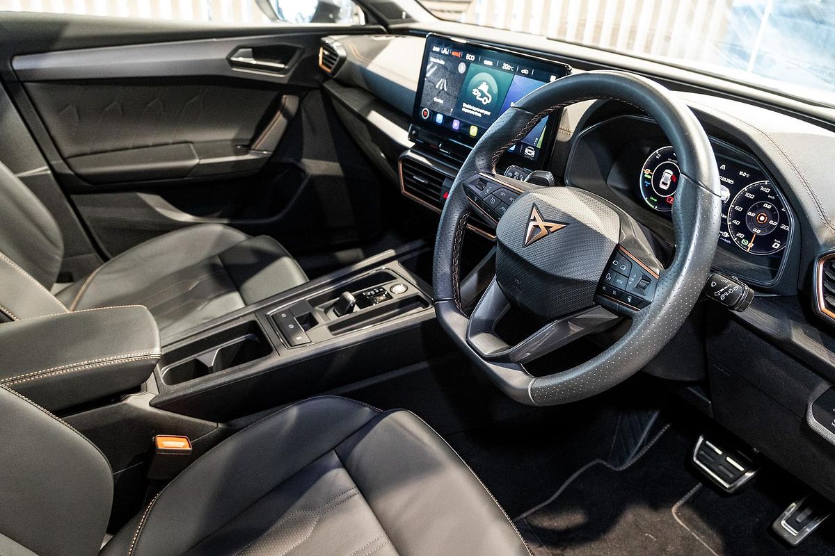 2024 CUPRA Leon VZe KL