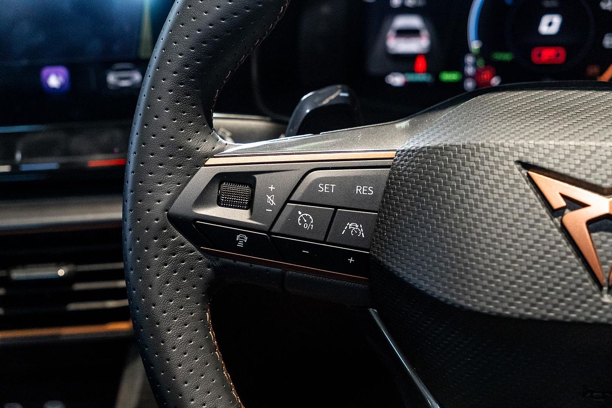 2024 CUPRA Leon VZe KL