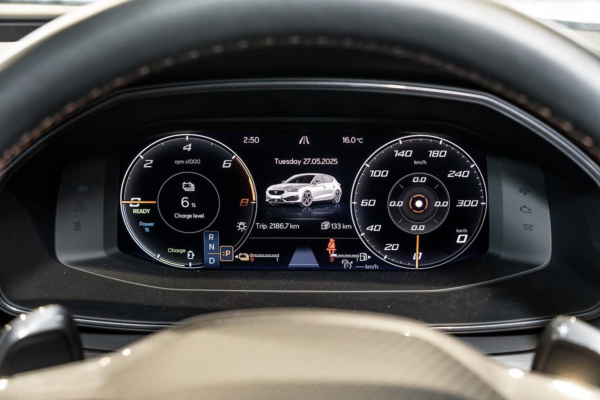 2024 CUPRA Leon VZe KL