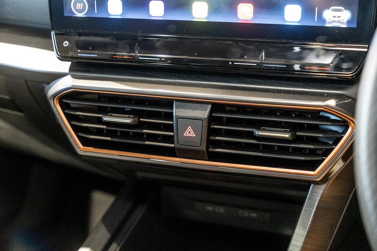 2024 CUPRA Leon VZe KL