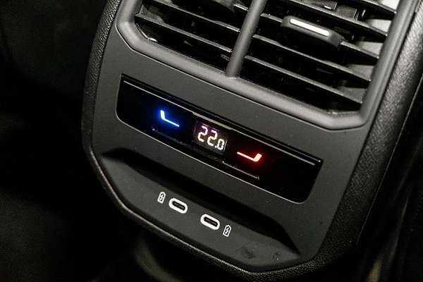 2024 CUPRA Leon V KL