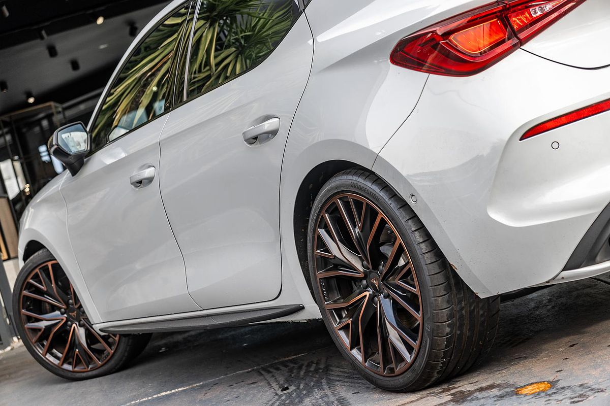 2024 CUPRA Leon VZx KL