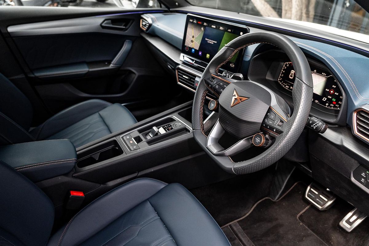 2024 CUPRA Leon VZx KL