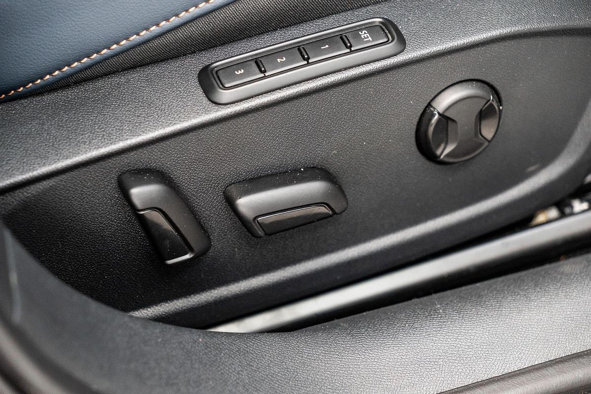 2024 CUPRA Leon VZx KL