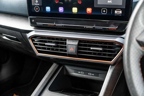 2024 CUPRA Leon VZx KL