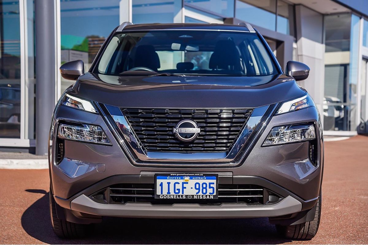 2024 Nissan X-TRAIL ST T33