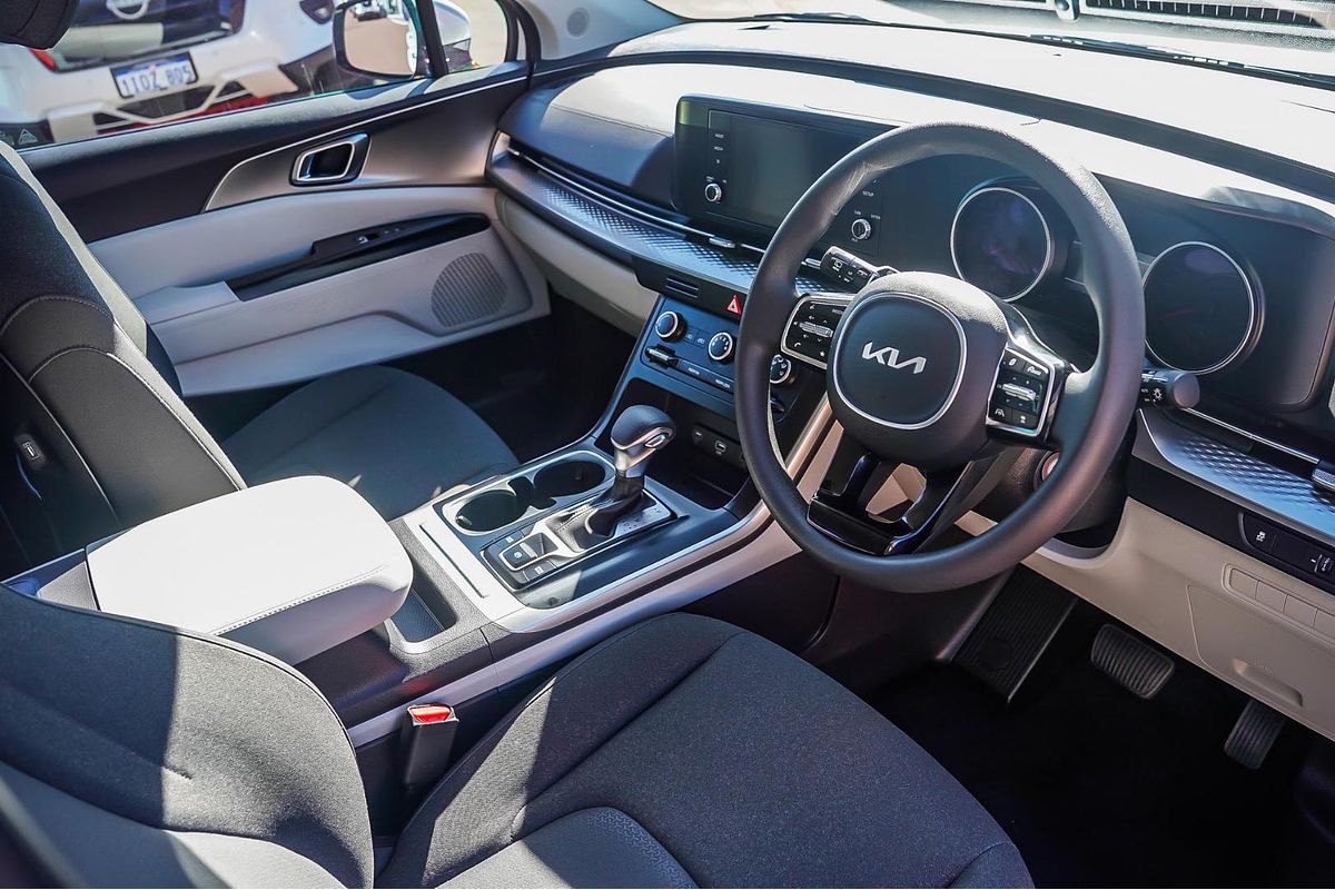 2023 Kia Carnival S KA4
