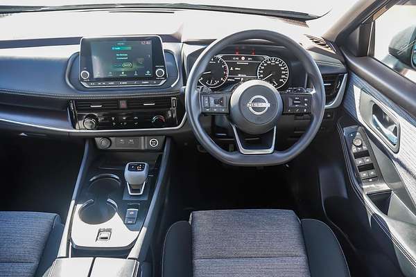 2024 Nissan X-TRAIL ST T33