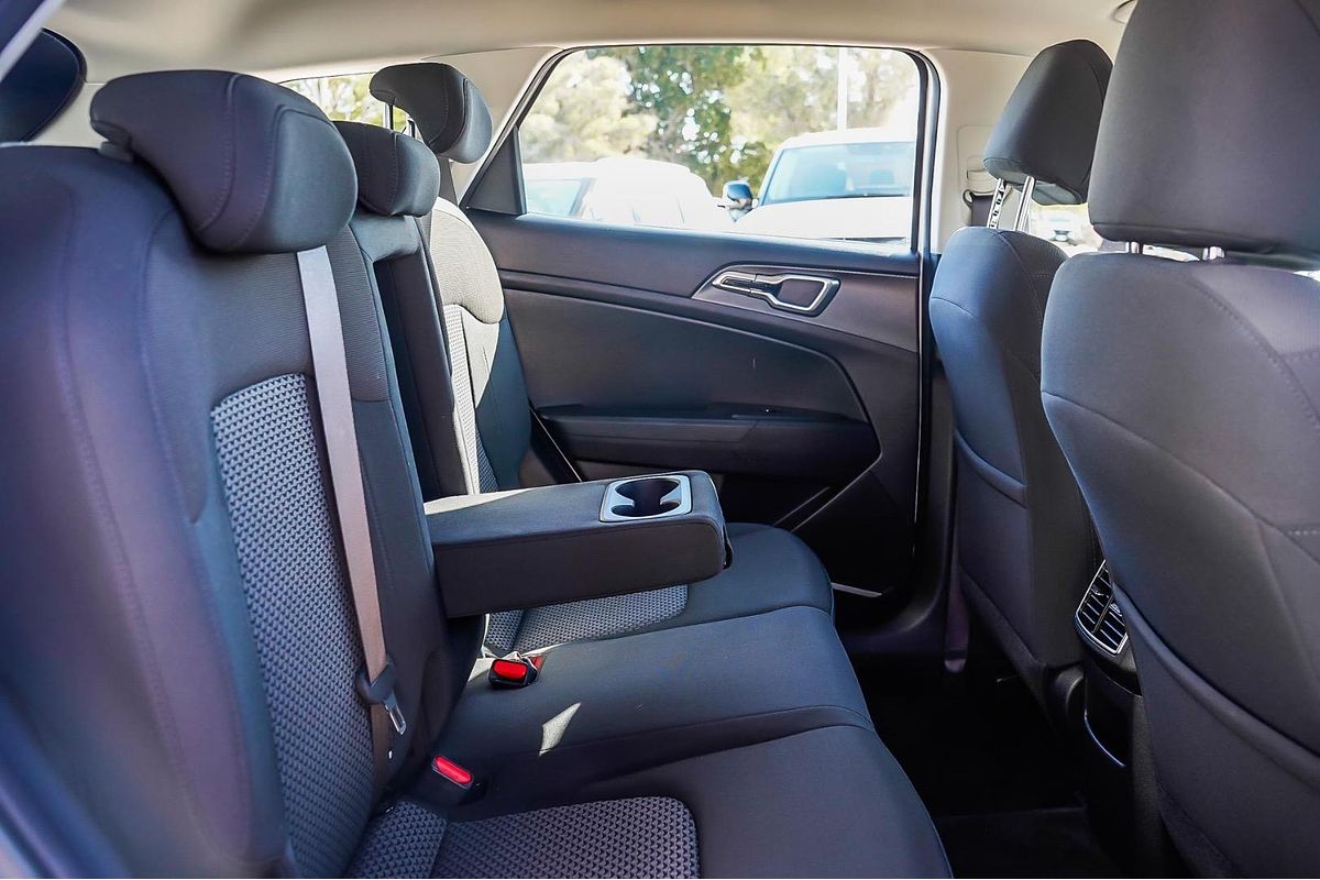 2024 Kia Sportage S NQ5
