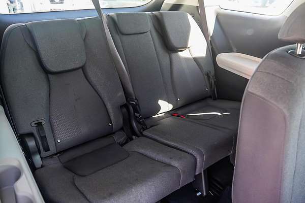 2023 Kia Carnival S KA4