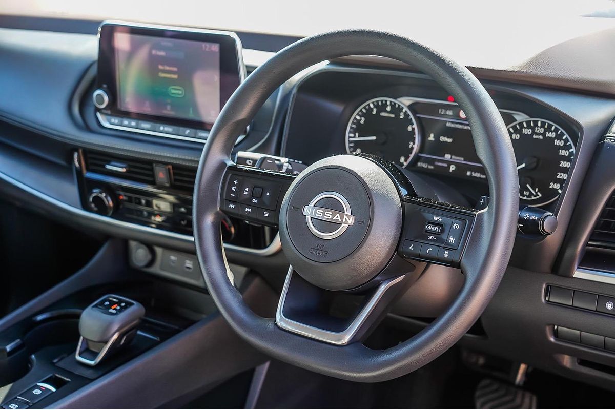 2024 Nissan X-TRAIL ST T33