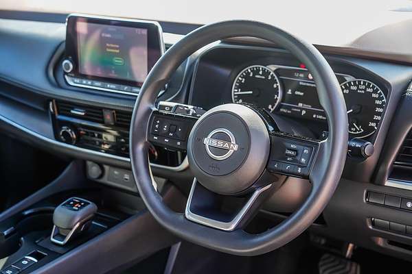 2024 Nissan X-TRAIL ST T33
