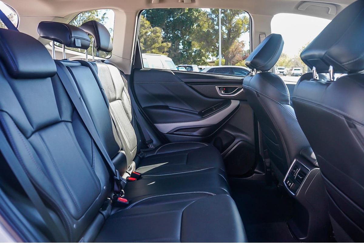 2024 Subaru Forester 2.5i Sport S5