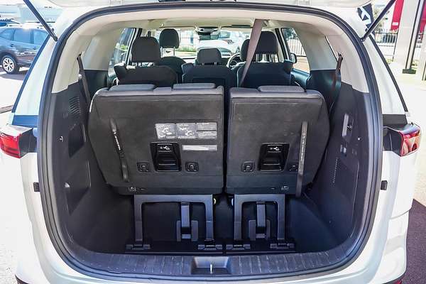 2023 Kia Carnival S KA4