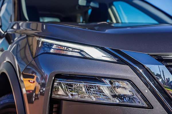 2024 Nissan X-TRAIL ST T33