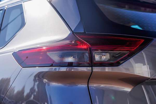 2024 Nissan X-TRAIL ST T33