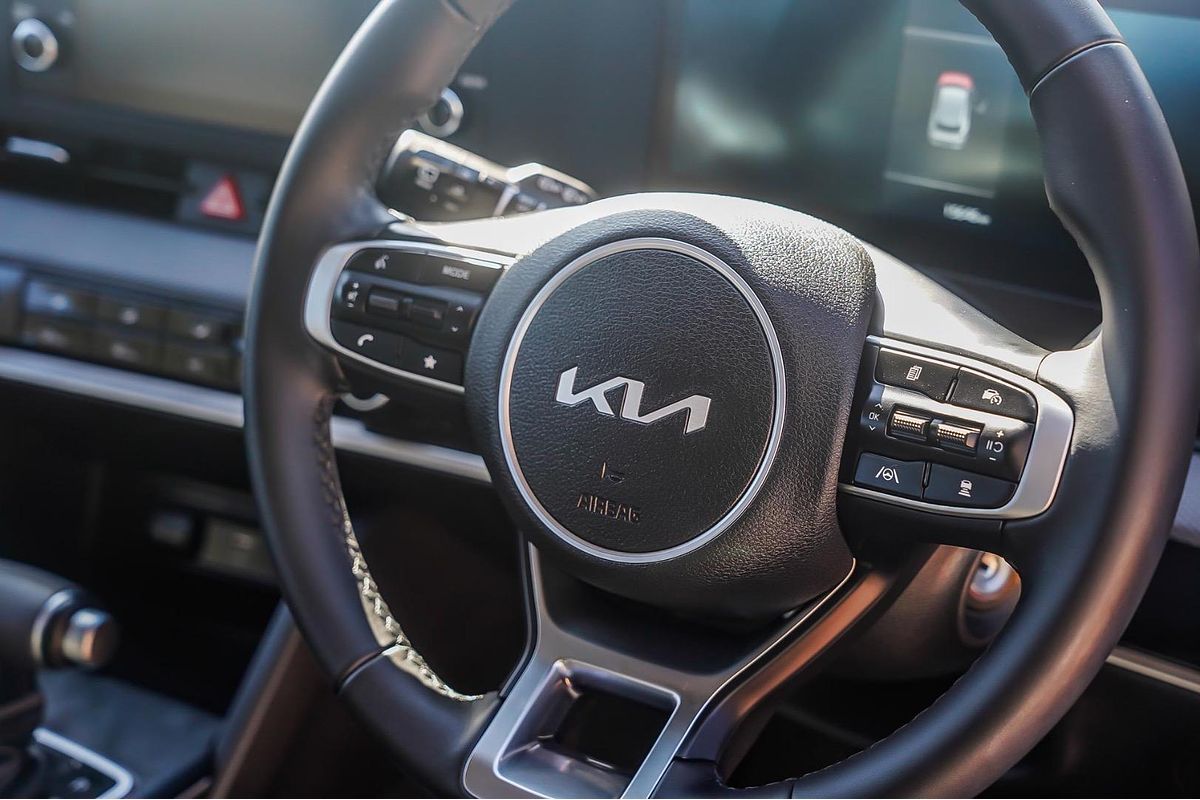 2024 Kia Sportage S NQ5