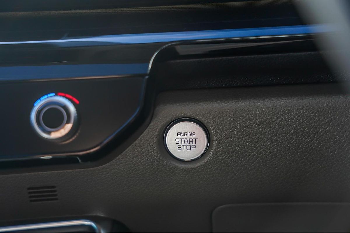 2025 Kia Carnival GT-Line HEV KA4 PE