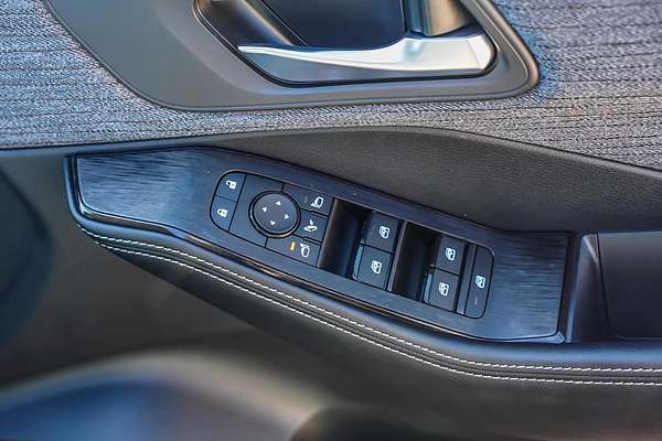 2024 Nissan X-TRAIL ST T33