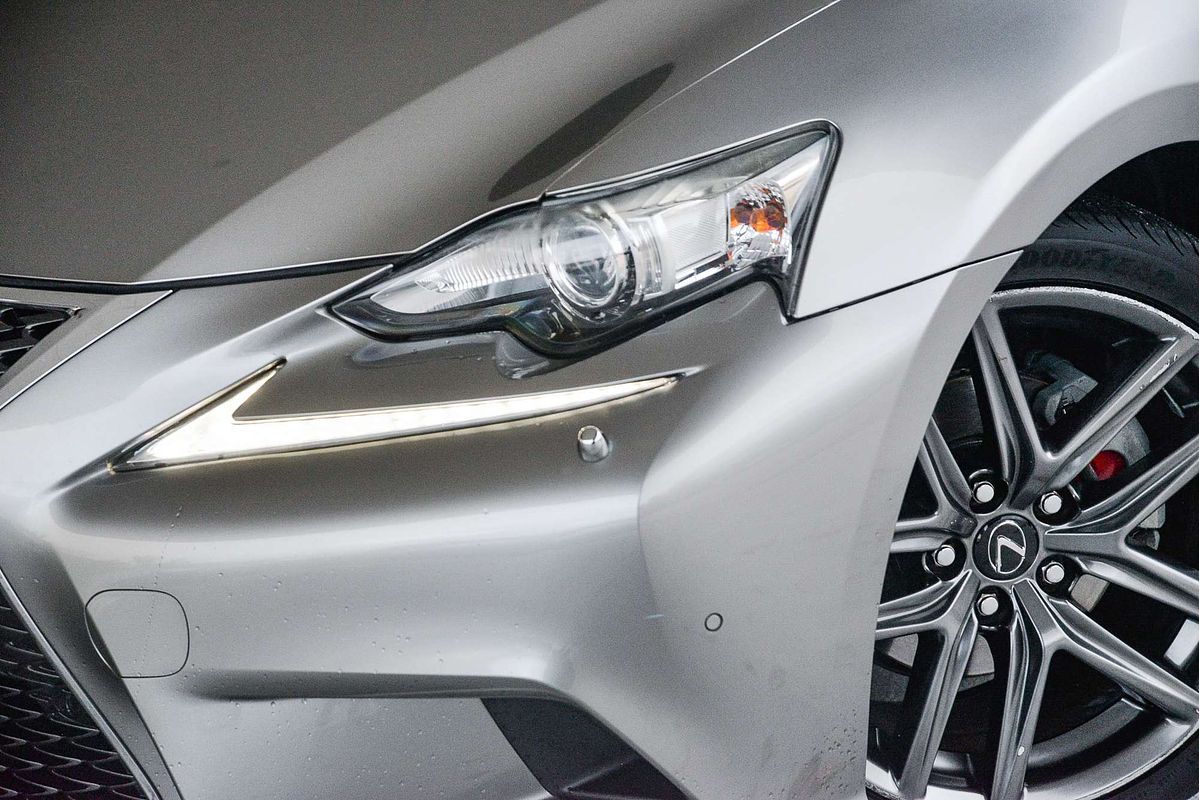 2014 Lexus IS IS300h F Sport AVE30R