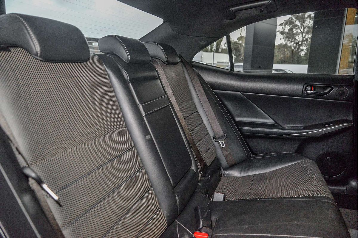2014 Lexus IS IS300h F Sport AVE30R