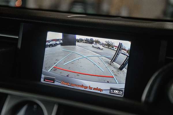 2014 Lexus IS IS300h F Sport AVE30R