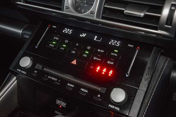 2014 Lexus IS IS300h F Sport AVE30R