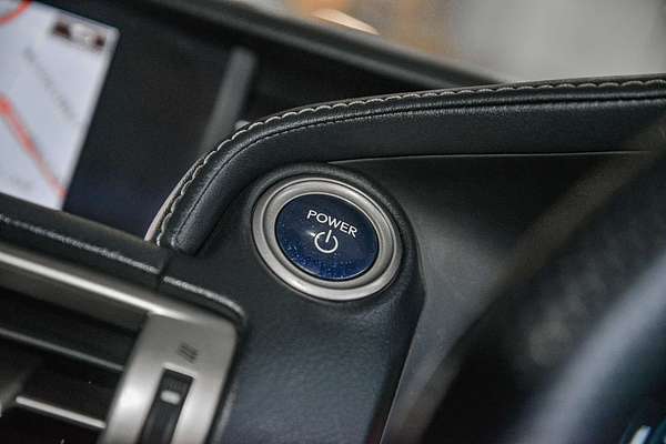 2014 Lexus IS IS300h F Sport AVE30R