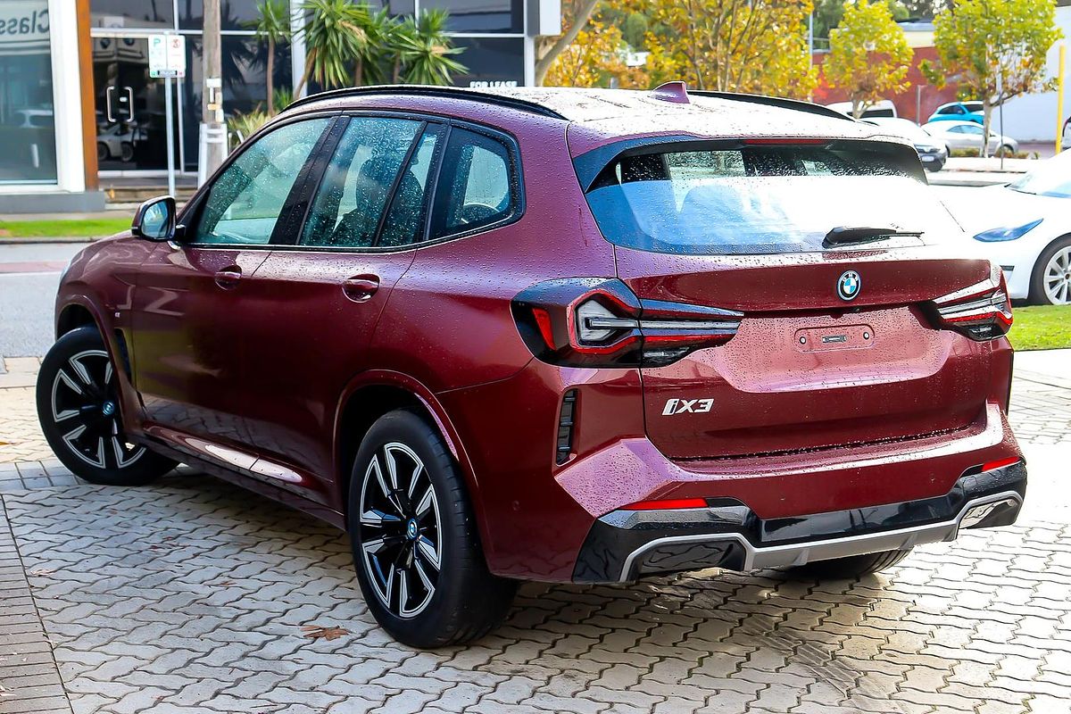 2024 BMW iX3 M Sport G08