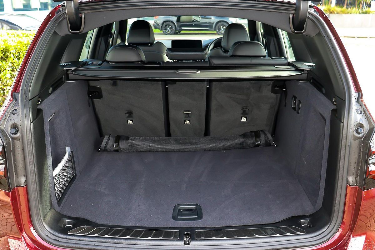2024 BMW iX3 M Sport G08