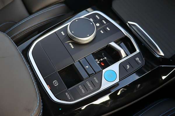 2024 BMW iX3 M Sport G08