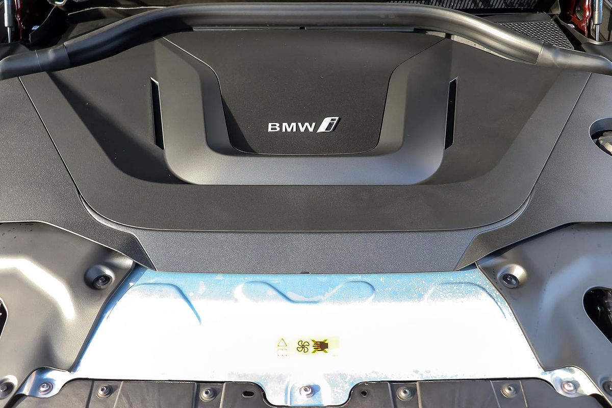 2024 BMW iX3 M Sport G08