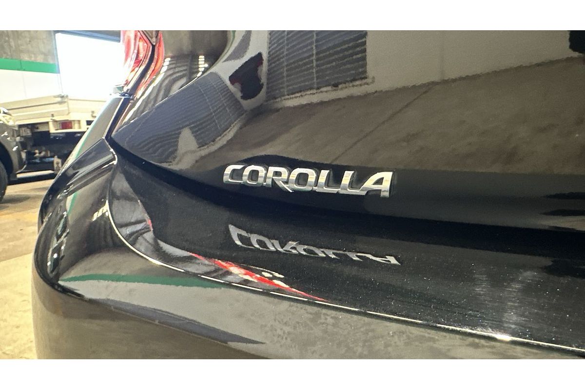 2018 Toyota Corolla Ascent Sport MZEA12R
