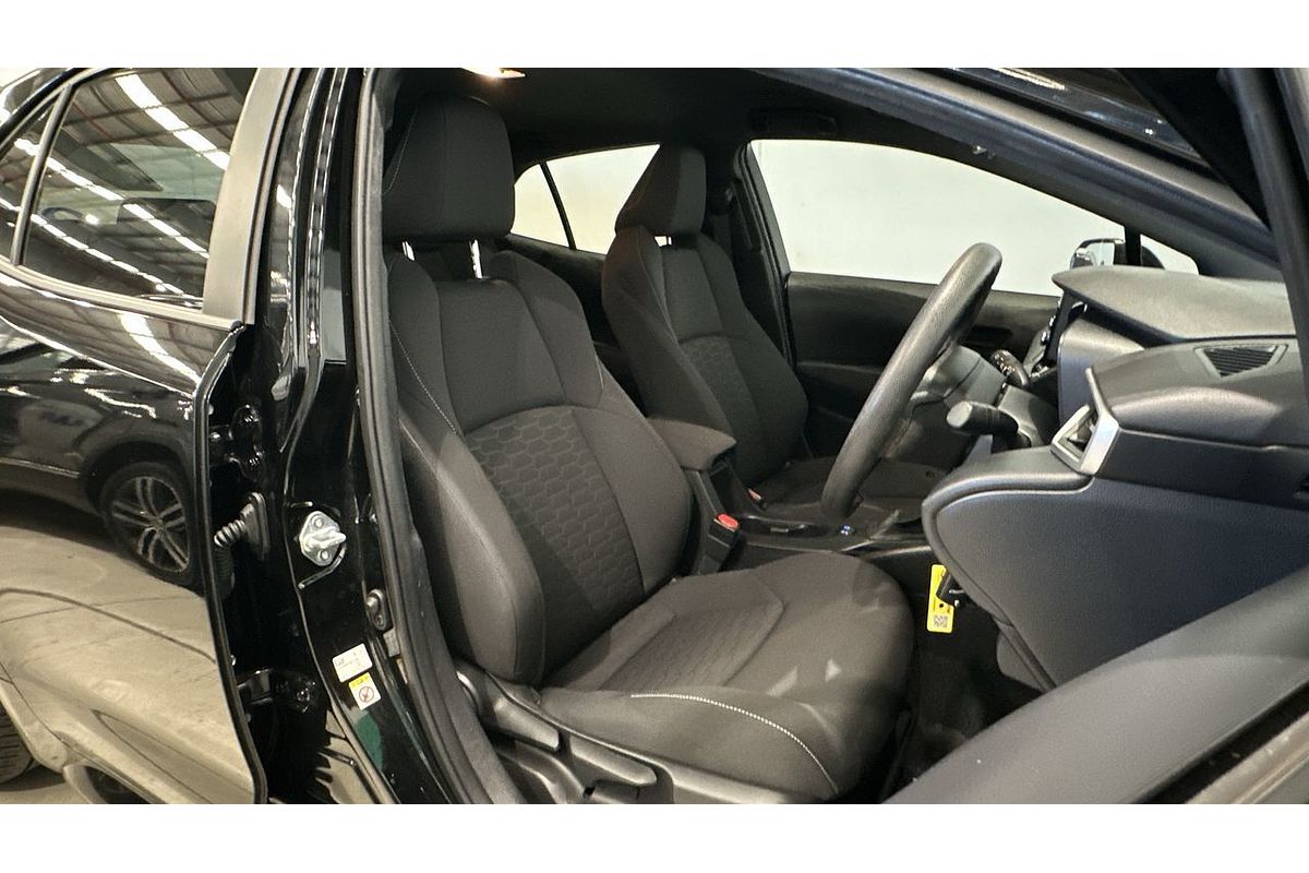 2018 Toyota Corolla Ascent Sport MZEA12R