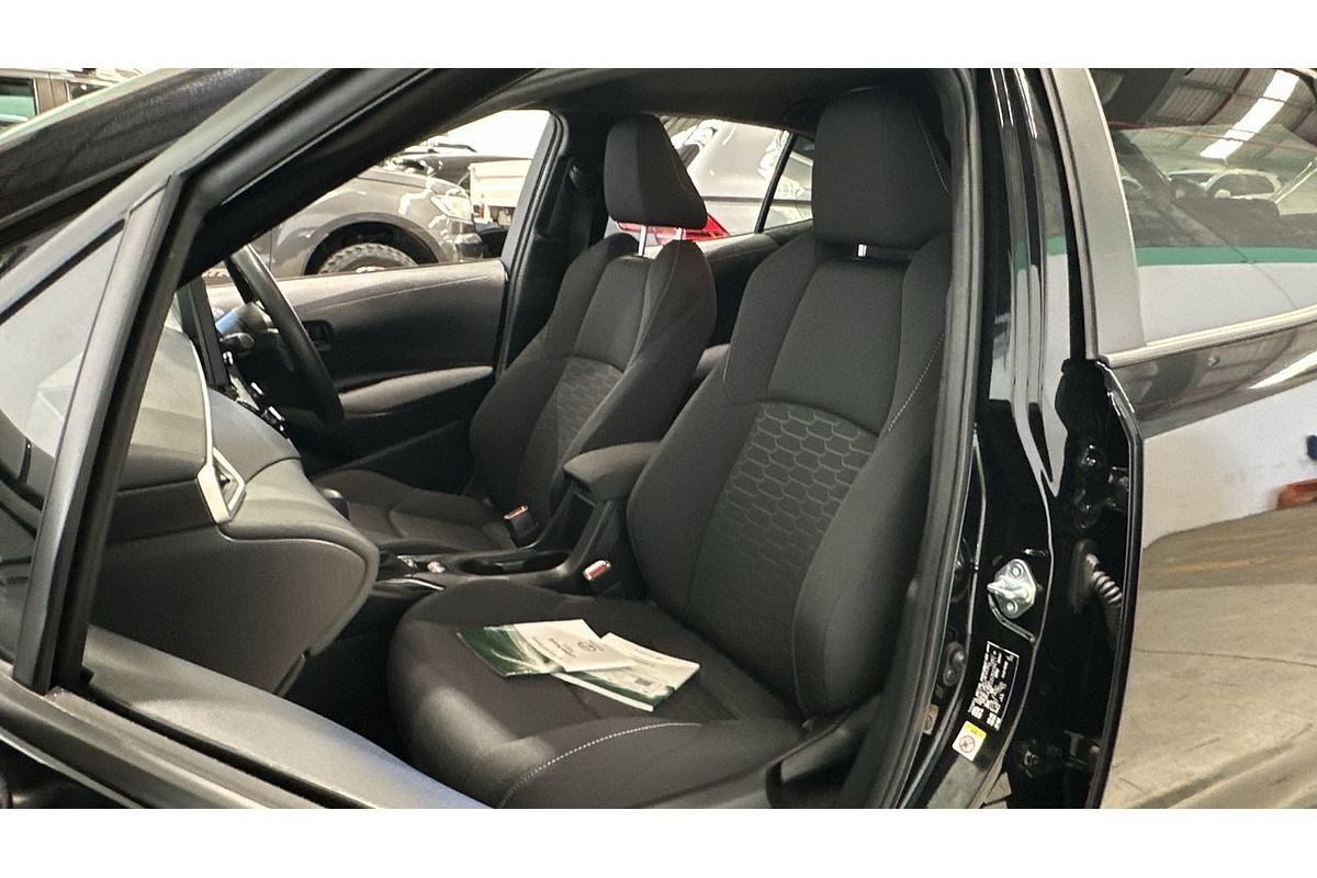 2018 Toyota Corolla Ascent Sport MZEA12R