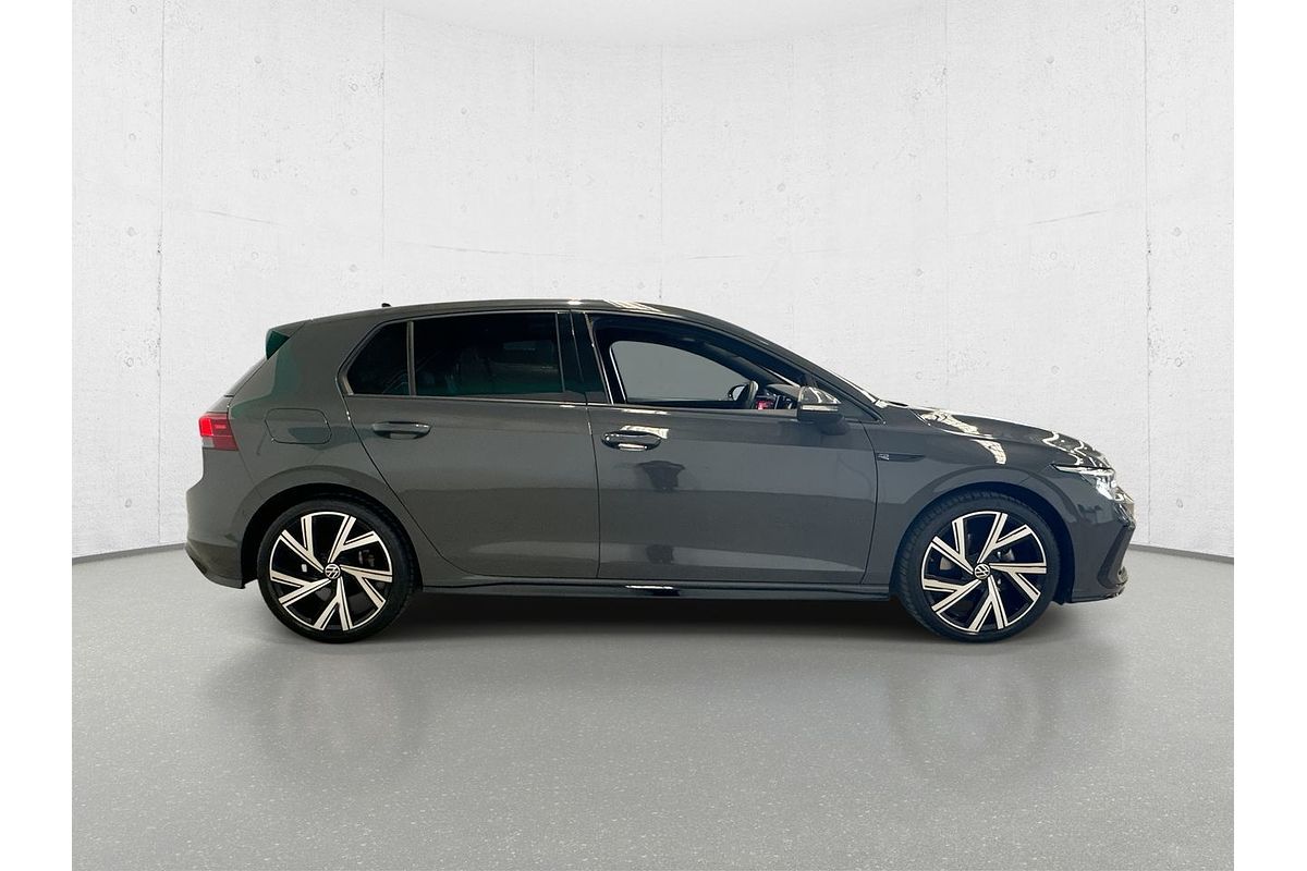 2023 Volkswagen Golf 110TSI R-Line 8