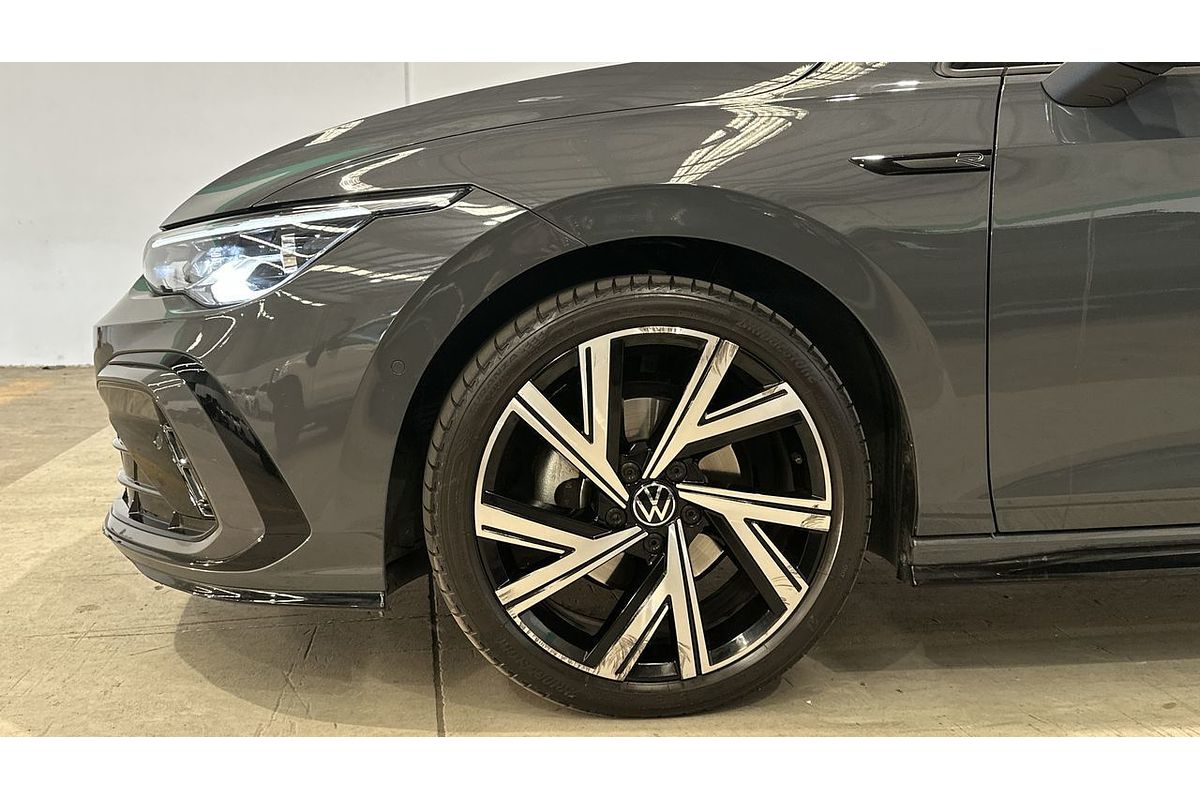 2023 Volkswagen Golf 110TSI R-Line 8
