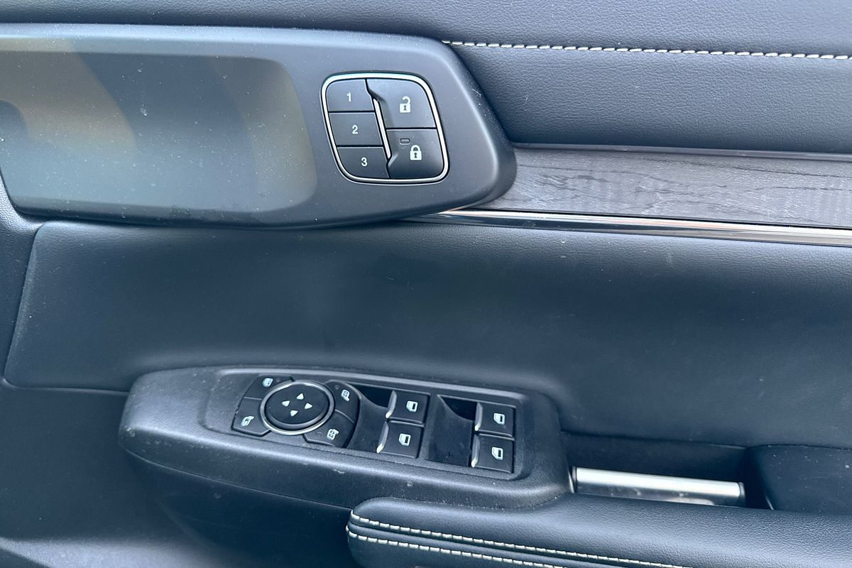 2024 Ford Everest Platinum 3.0L