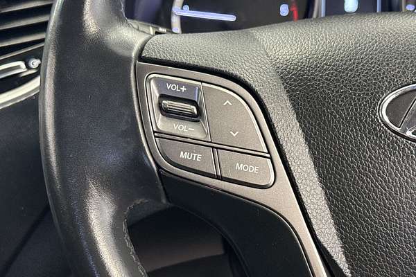 2016 Hyundai Santa Fe Active DM3 Series II