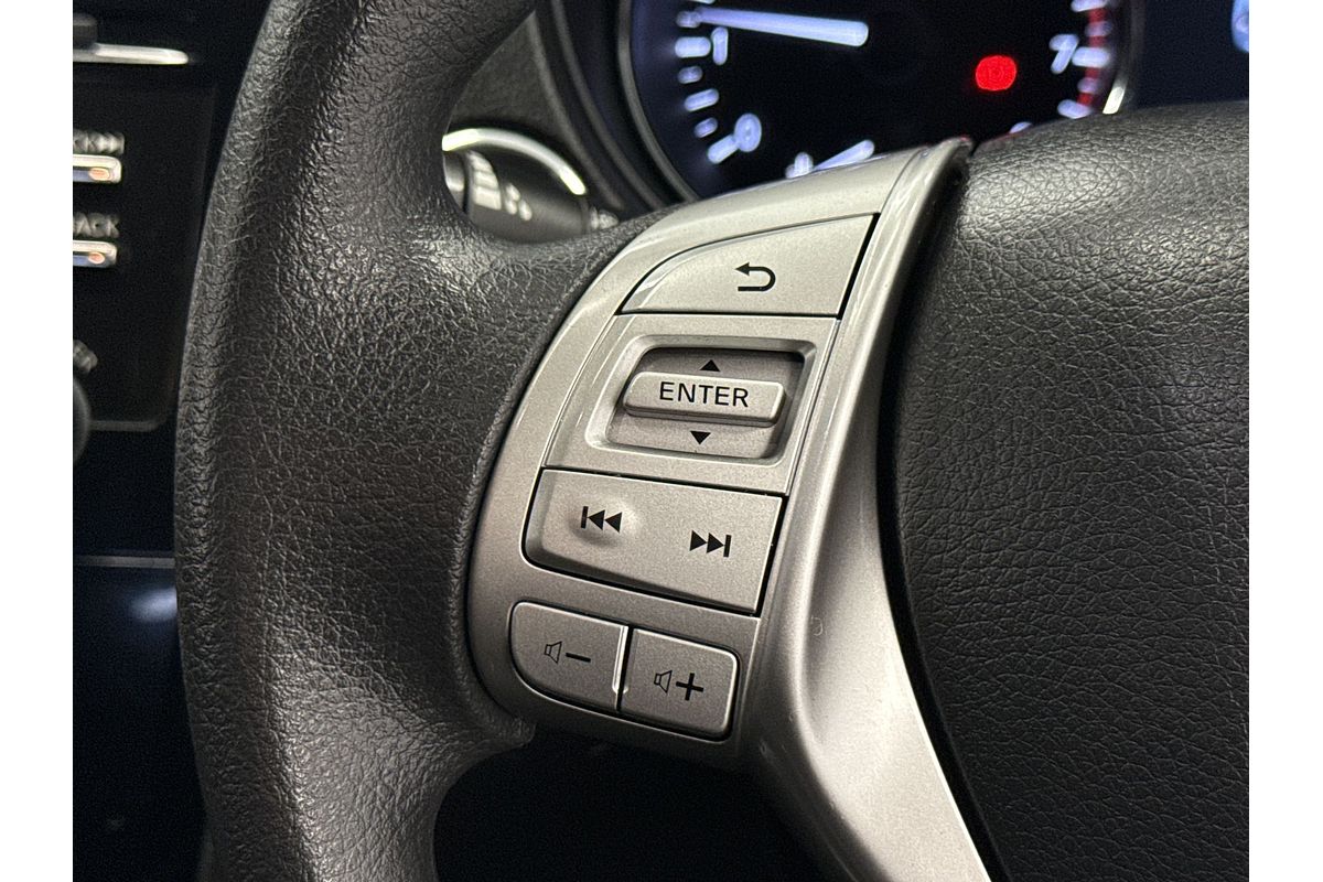 2014 Nissan X-TRAIL ST T32