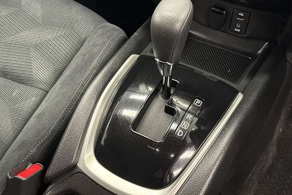 2014 Nissan X-TRAIL ST T32