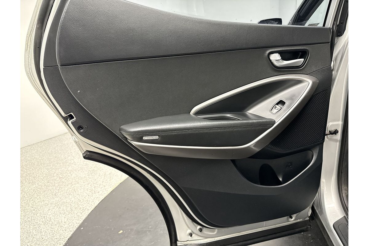 2016 Hyundai Santa Fe Active DM3 Series II