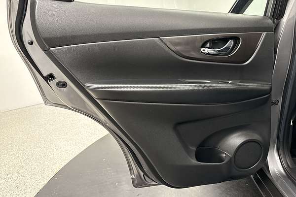 2014 Nissan X-TRAIL ST T32