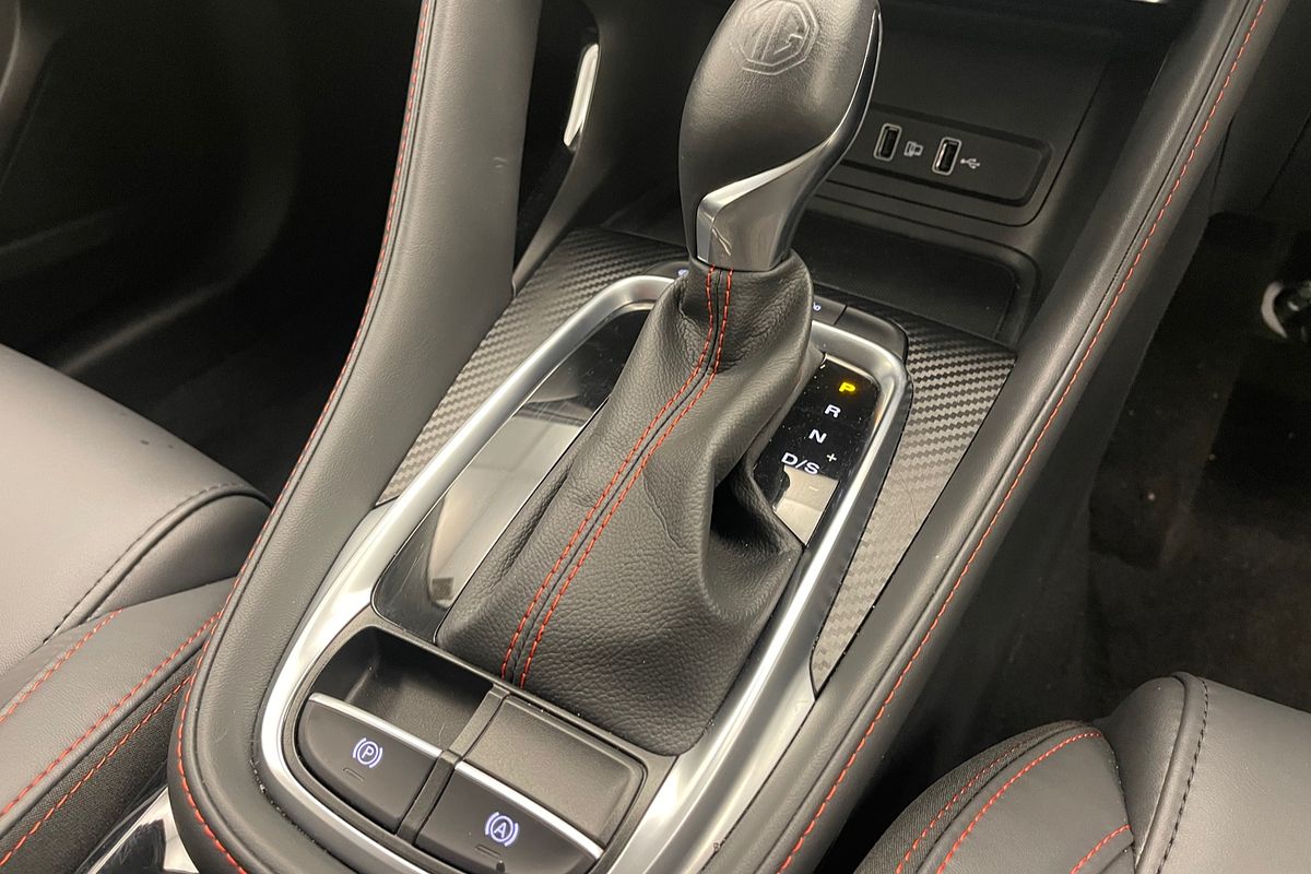 2021 MG ZST Excite