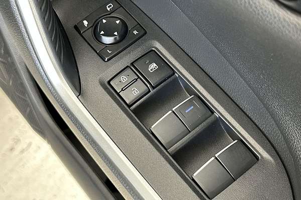 2020 Toyota RAV4 Cruiser AXAH54R