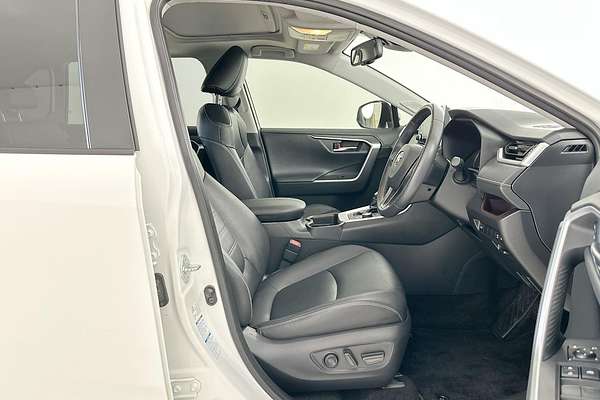2020 Toyota RAV4 Cruiser AXAH54R